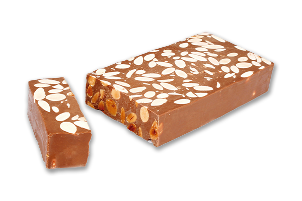 Turrón de chocolate con leche y almendras
